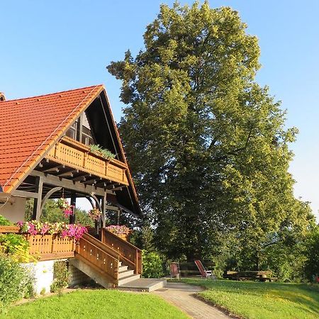 Country House Apat Sostanj Exterior foto