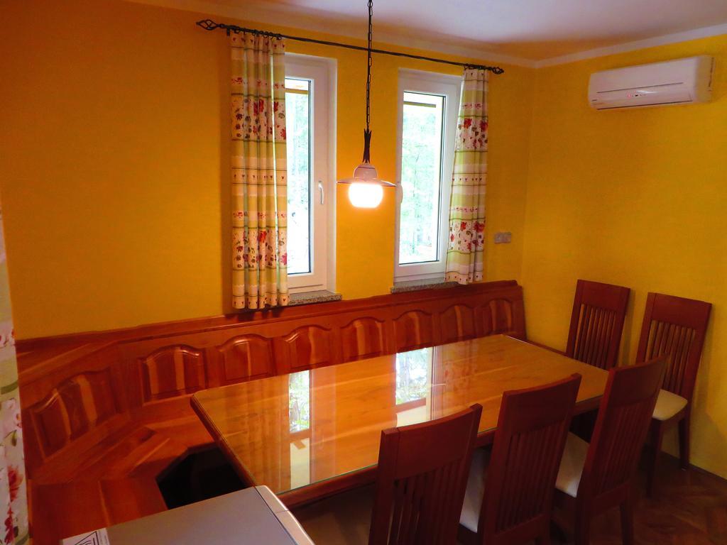 Country House Apat Sostanj Zimmer foto