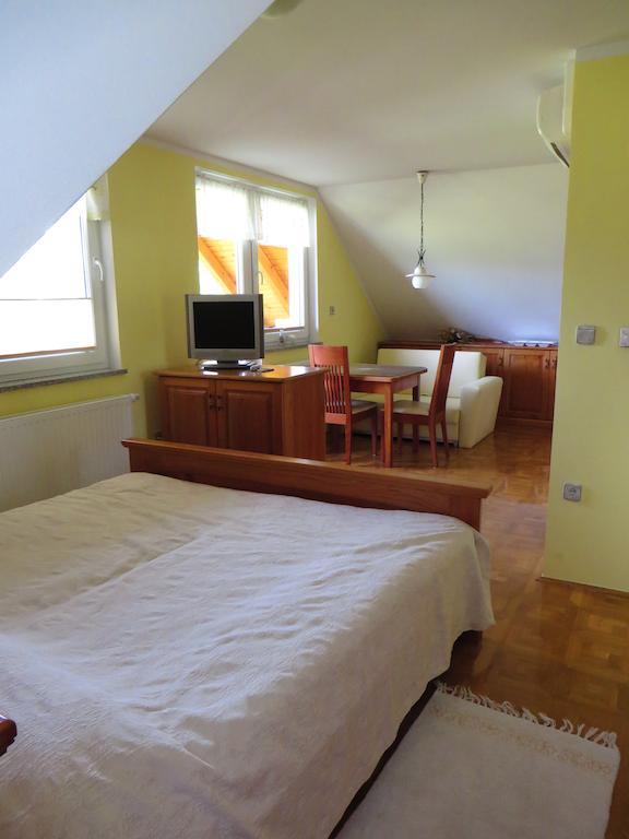 Country House Apat Sostanj Zimmer foto